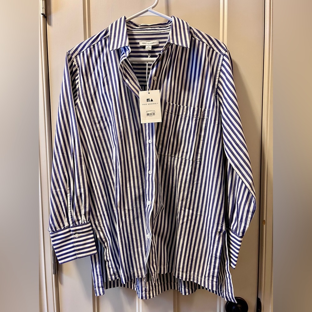 Free Assembly women’s blouse